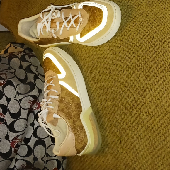 Mens coach shoes - Picture 1 of 5